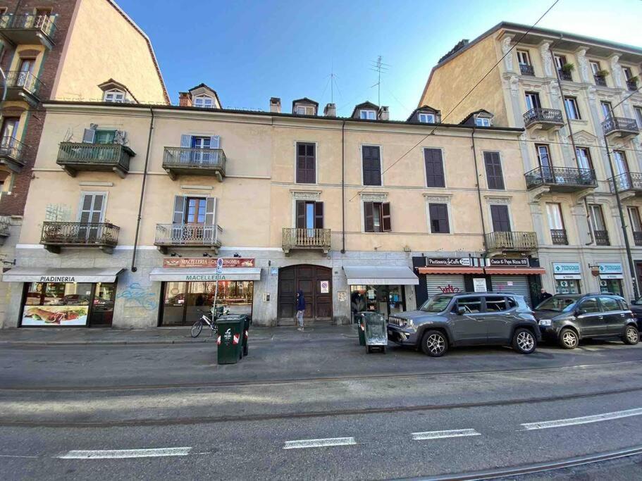 A Due Passi Dal Centro Apartment Torino Exterior foto